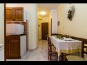 Apartments Mir - 50m from the sea A1(2+2), A2(2+1), A3(2), A4(4+2), A5(2+2) Fazana - Istria  - Apartment - A2(2+1): dining room