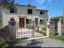 Apartments Zdravko: A1(2+2), A2(2+2) Fazana - Istria  - house