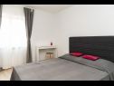 Apartments Roma - with terrace : A1(4) Fazana - Istria  - Apartment - A1(4): bedroom