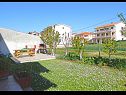 Apartments Jana: A3(4), A5(4), A6(4) Medulin - Istria  - courtyard