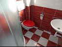 Apartments Jana: A3(4), A5(4), A6(4) Medulin - Istria  - Apartment - A5(4): bathroom with toilet