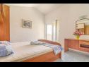 Apartments Marin A1(4), A2(2), A3(4), A4(4), A5(4), A6(4) Medulin - Istria  - Apartment - A6(4): bedroom