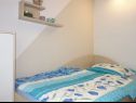 Apartments Miro A1(5+2) Medulin - Istria  - Apartment - A1(5+2): bedroom