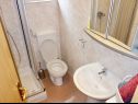Apartments Jasmina A1(4), A2(2+2), A3(2+2), SA4(2) Medulin - Istria  - Apartment - A2(2+2): bathroom with toilet