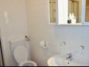 Apartments Jasmina A1(4), A2(2+2), A3(2+2), SA4(2) Medulin - Istria  - Studio apartment - SA4(2): bathroom with toilet