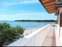 Apartments Real - 10 m from sea : A7(2+2), A8(2+2) Medulin - Istria  - house