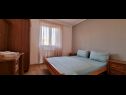Apartments Mark - 10 m from sea : A3(2+2), A4(2+2), A5(2+2), A6(2+2) Medulin - Istria  - Apartment - A3(2+2): bedroom