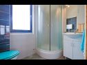 Apartments Svjetlana SA1(2+1), SA2(2+1), SA3(2) Pula - Istria  - Studio apartment - SA2(2+1): bathroom with toilet