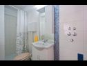 Apartments Svjetlana SA1(2+1), SA2(2+1), SA3(2) Pula - Istria  - Studio apartment - SA3(2): bathroom with toilet