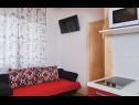 Apartments Svjetlana SA1(2+1), SA2(2+1), SA3(2) Pula - Istria  - Studio apartment - SA3(2): living room