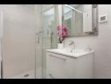 Apartments Regent 2 - exclusive location: A1(2+2), SA(2) Rovinj - Istria  - Studio apartment - SA(2): bathroom with toilet
