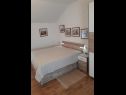 Holiday home BoSi - free parking H(2+2) Sinozici - Istria  - Croatia - H(2+2): bedroom