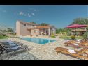 Holiday home Klo - with pool : H(8) Valtura - Istria  - Croatia - H(8): swimming pool (house and surroundings)