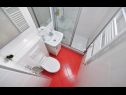 Apartments Asja - panoramic city view : A1(2+1) Zagreb - Continental Croatia - Apartment - A1(2+1): bathroom with toilet