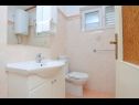 Apartments Jakica - family apartment with garden terrace A1 Mate(6+2) Korcula - Island Korcula  - Apartment - A1 Mate(6+2): bathroom with toilet