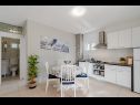 Holiday home Vers - 35m from the sea: H(4+2) Cove Picena (Vela Luka) - Island Korcula  - Croatia - H(4+2): kitchen and dining room