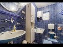Apartments Petar - by the sea; A1(6+1) Prizba - Island Korcula  - Apartment - A1(6+1): bathroom with toilet