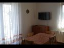 Apartments Sanda - 120m from the beach: A1 Rozi (2+2), A2 Zeleni (2+2), A3 Smeđi (4+1), A4 Plavi (4), SA4 (2) Malinska - Island Krk  - Apartment - A2 Zeleni (2+2): dining room