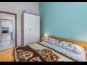 Apartments Zdrave - 500 m from sea: A1 prizemlje(4+2), A2 kat(4+2) Pinezici - Island Krk  - Apartment - A2 kat(4+2): bedroom
