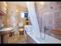 Apartments Dari - with terrace : A1(5) Lovran - Kvarner  - Apartment - A1(5): bathroom with toilet