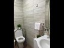 Apartments San - with pool; A1(4), A5(2), SA4(2) Rakovica - Lika and Gorski kotar - Apartment - A5(2): bathroom with toilet