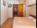 Apartments Ivan - 50 m from sea : A1 Danijela (4+1), A2 Lara (2) Mali Losinj - Island Losinj  - Apartment - A2 Lara (2): bedroom