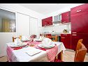 Apartments Rilka - 20m from the sea: A1(4) Baska Voda - Riviera Makarska  - Apartment - A1(4): kitchen and dining room