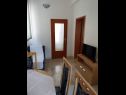Apartments Josip - 150 m from beach with free parking A1(3), A2(5), A3(2+2) Baska Voda - Riviera Makarska  - Apartment - A1(3): living room