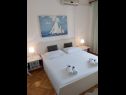 Apartments Josip - 150 m from beach with free parking A1(3), A2(5), A3(2+2) Baska Voda - Riviera Makarska  - Apartment - A3(2+2): bedroom
