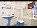 Apartments Goran - 150m from sea: SA1(3), A3(4+1) Brela - Riviera Makarska  - Studio apartment - SA1(3): bathroom with toilet