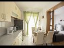 Apartments Robert - sea view : A1(4+1), A2(4+2) Brela - Riviera Makarska  - Apartment - A2(4+2): kitchen and dining room