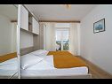 Apartments Panorama - terrace with sea view: A1(4) Brela - Riviera Makarska  - Apartment - A1(4): bedroom
