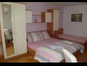 Apartments Vese - 200 m from beach: SA1(2+1), SA2(2+1), SA3(2+1), A4(4) Brela - Riviera Makarska  - Studio apartment - SA2(2+1): bedroom