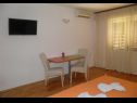 Apartments Vese - 200 m from beach: SA1(2+1), SA2(2+1), SA3(2+1), A4(4) Brela - Riviera Makarska  - Studio apartment - SA1(2+1): bedroom