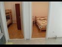 Apartments Vese - 200 m from beach: SA1(2+1), SA2(2+1), SA3(2+1), A4(4) Brela - Riviera Makarska  - Apartment - A4(4): bedroom