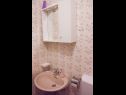 Apartments Ante - seaview A1(5), SA2(3), SA3(2+1) Brela - Riviera Makarska  - Apartment - A1(5): bathroom with toilet