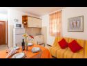 Apartments and rooms Led - near sea: SA1(2), A2(2+2), A3(2+2), R4(2), R5(2), A6(2+1), A7(2+2) Brela - Riviera Makarska  - Apartment - A3(2+2): living room