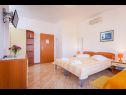 Apartments and rooms Led - near sea: SA1(2), A2(2+2), A3(2+2), R4(2), R5(2), A6(2+1), A7(2+2) Brela - Riviera Makarska  - Apartment - A6(2+1): bedroom
