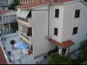 Apartments Lovre - close to the sea : A1(6), A2(4+1) prizemlje, A3(5) Brela - Riviera Makarska  - house
