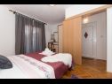 Apartments Slave - sea view : A1(2+2) Brela - Riviera Makarska  - Apartment - A1(2+2): bedroom