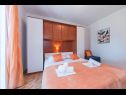Apartments Robert - sea view : A1(4+1), A2(4+2) Brela - Riviera Makarska  - Apartment - A1(4+1): bedroom