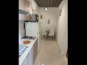 Apartments Mare - 150 m from beach SA1(2), A2(4+1), A3(4+2) Brela - Riviera Makarska  - Apartment - A2(4+1): kitchen and dining room
