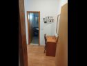 Apartments Mare - 150 m from beach SA1(2), A2(4+1), A3(4+2) Brela - Riviera Makarska  - Apartment - A3(4+2): hallway