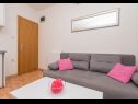 Apartments Ivi - 100 m from pebble beach: A1(2+2), A2(2+2), A3(2+2), A4(4+4), A5(2+2) Drasnice - Riviera Makarska  - Apartment - A1(2+2): living room