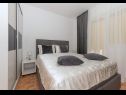 Apartments Ivi - 100 m from pebble beach: A1(2+2), A2(2+2), A3(2+2), A4(4+4), A5(2+2) Drasnice - Riviera Makarska  - Apartment - A2(2+2): bedroom