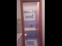 Apartments Biljana - 150m from beach: A1(2+1), A2(2+2), A3(5), A4(2+2) Gradac - Riviera Makarska  - Apartment - A2(2+2): bathroom with toilet