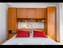 Apartments Goge - 90 m from the beach: A1(4), SA2(2) Gradac - Riviera Makarska  - Apartment - A1(4): bedroom