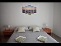 Apartments Doris - entire floor & sea view : A1(5) Gradac - Riviera Makarska  - Apartment - A1(5): bedroom
