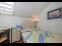 Apartments Mira - economy: A1(2+2), SA2(2), SA3(2) Igrane - Riviera Makarska  - Apartment - A1(2+2): bedroom