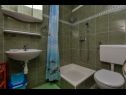 Apartments Vlatko - affordable & cosy: SA1(4), SA2(2+2), SA3(2+2) Krvavica - Riviera Makarska  - Studio apartment - SA2(2+2): bathroom with toilet